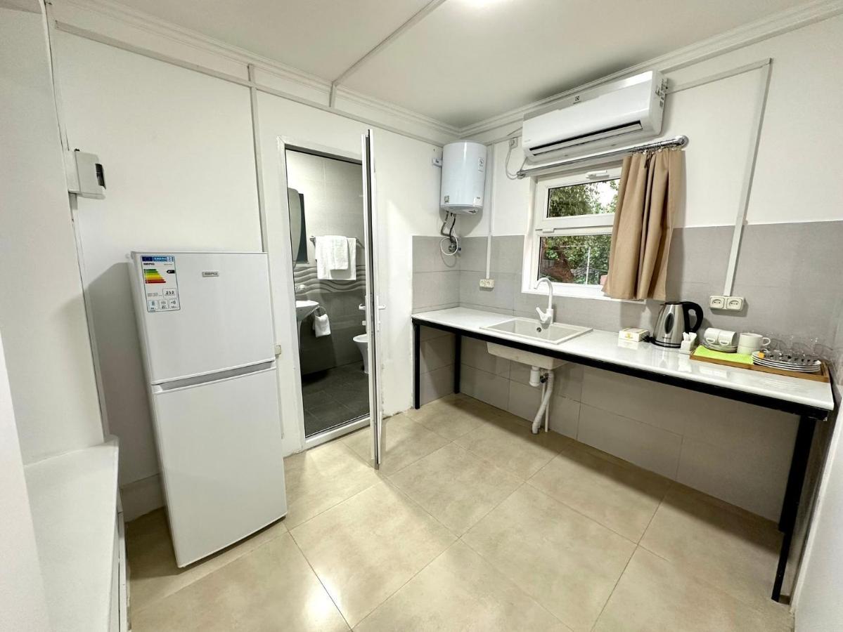 יירבאן Family Appartments On Buzand Street מראה חיצוני תמונה